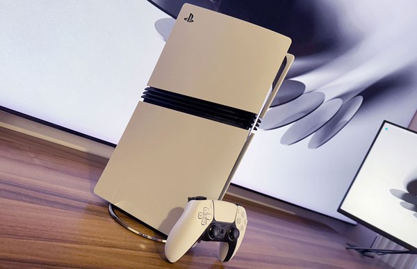 PS5 Pro: αρχικές εντυπώσεις, αξεσουάρ, θύρες, νέα στοιχεία