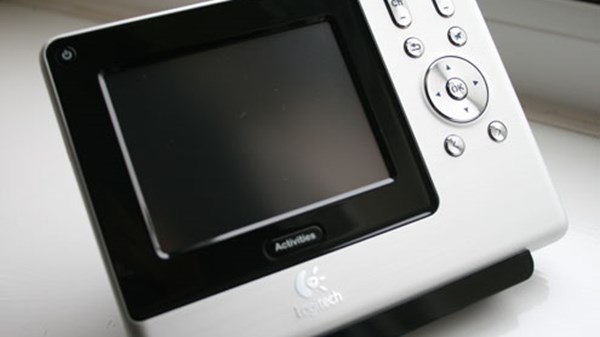 Logitech: τηλεχειριστήρια, αντίο