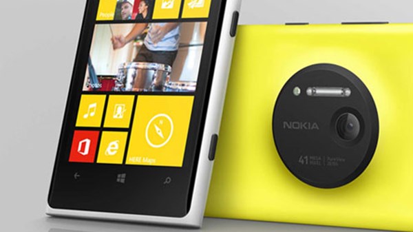 H Microsoft εξαγοράζει τη Nokia