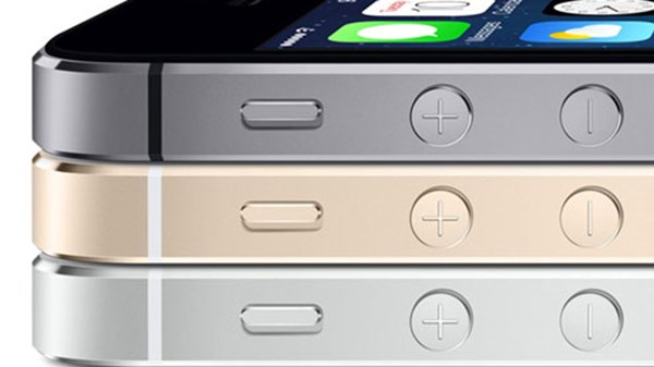 iPhone 5S/5C στην Ελλάδα στις 25/10