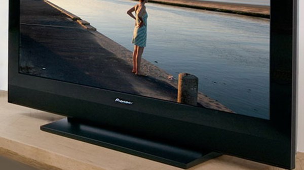 H Pioneer επιστρέφει στις τηλεοράσεις