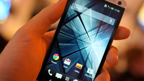 Όλα τα HTC One, στο The Mall!