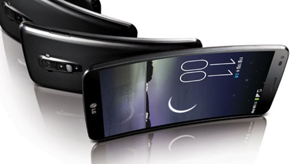 LG: το G Flex στην Ελλάδα ως το Μάρτη