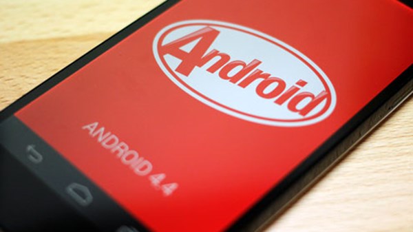 Samsung: ένας γαλαξίας... KitKat