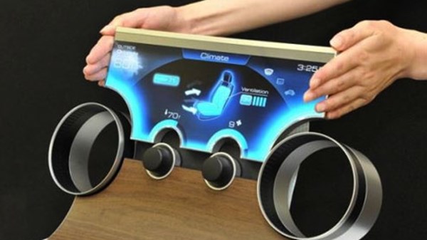 Sharp: επιτέλους... οθόνες χωρίς γωνίες!