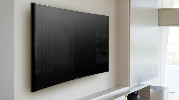 Κυρτές τηλεοράσεις και από τη Sony