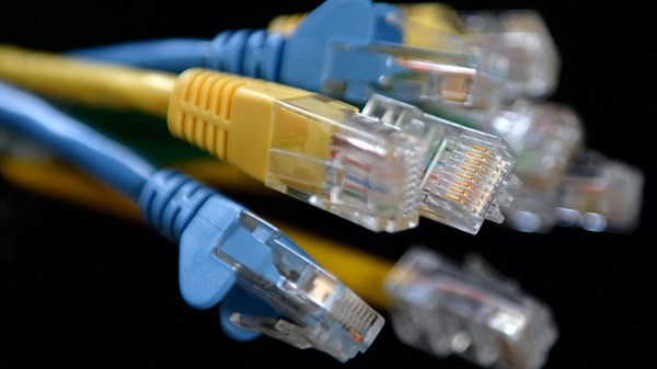 Εξαγορά της HOL από τη Vodafone