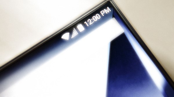 Sharp: οθόνη 4Κ για κινητά, στα σοβαρά