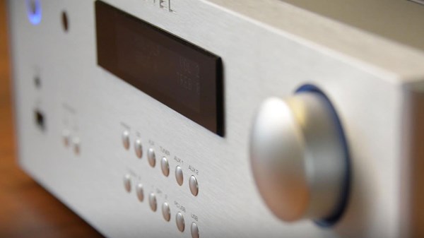 Rotel RA-1570