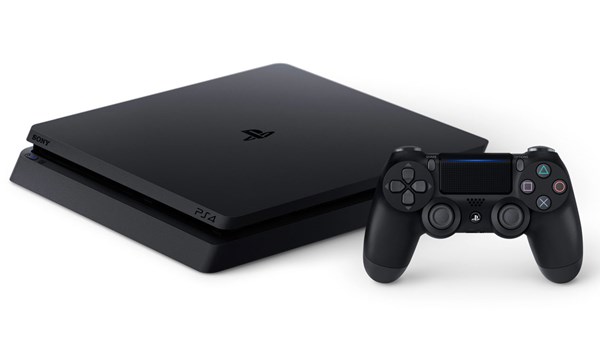 Ανανεωμένο PS4 "Slim", διαθέσιμο άμεσα