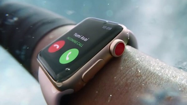 Apple Watch: πριν καν από το... καλημέρα, θέματα