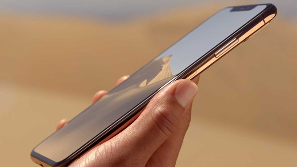 Δεν γκρινιάζουμε εμείς - εσύ το χρεώνεις λάθος, Apple!