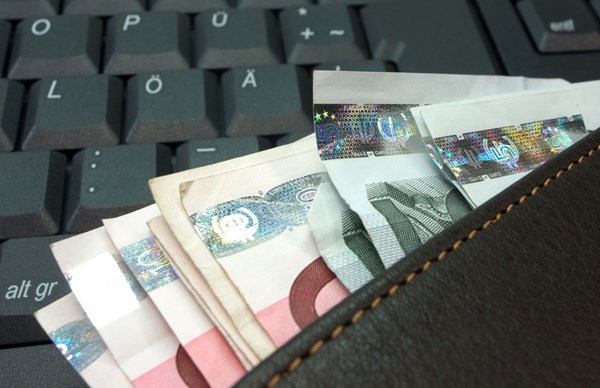 Πόσες συνδρομές ν' αντέξει πια... ένα πορτοφόλι;