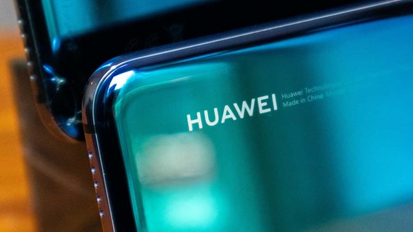 ΗΠΑ εναντίον Huawei σε όλα τα μέτωπα