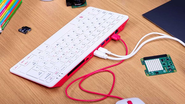 Ολόκληρο PC μέσα σε... πληκτρολόγιο