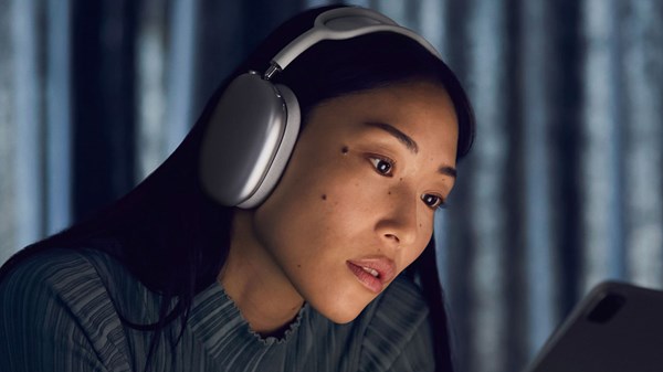 Apple: προ των πυλών τα AirPods Max