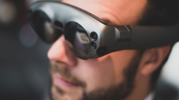 Apple: ετοιμάζει όντως γυαλιά εικονικής πραγματικότητας;