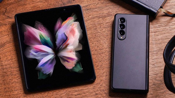 Samsung Galaxy Z Fold3: αναδιπλούμενο και κορυφαίο