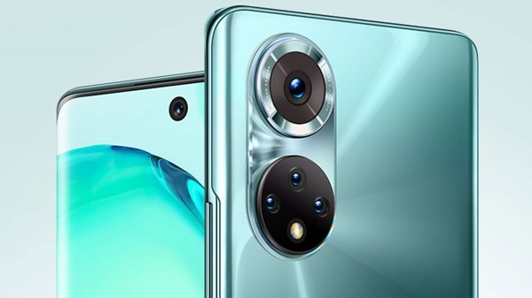 Honor: εορταστικές προσφορές σε... όλα