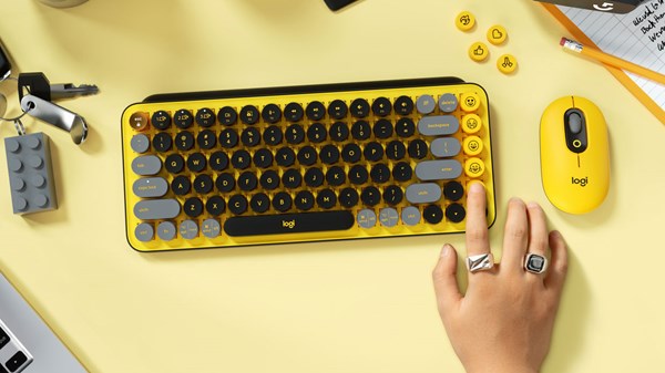 Logitech Studio Series: για γραφείο... όχι βαρετό