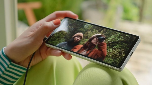 Sony: σύντομα διαθέσιμο το Xperia 5 V