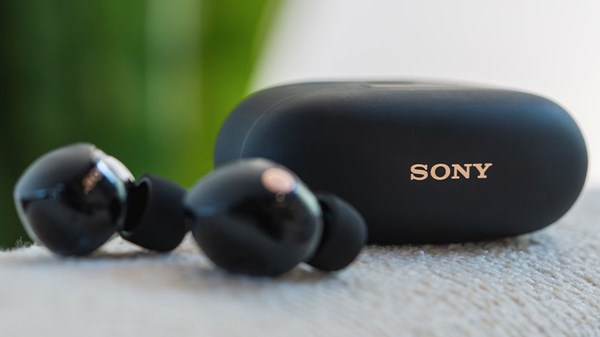 Sony: βόλτα στην πόλη με τα νέα WF-1000XM5