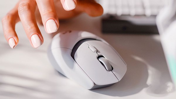 Logitech G309 LightSpeed: πρακτικές εντυπώσεις