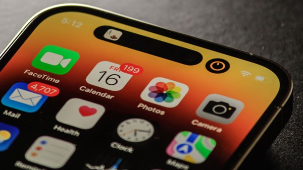 Οι νέοι αριθμοί και τ' ανασχεδιασμένα εικονίδια δεν αρκούν, Apple